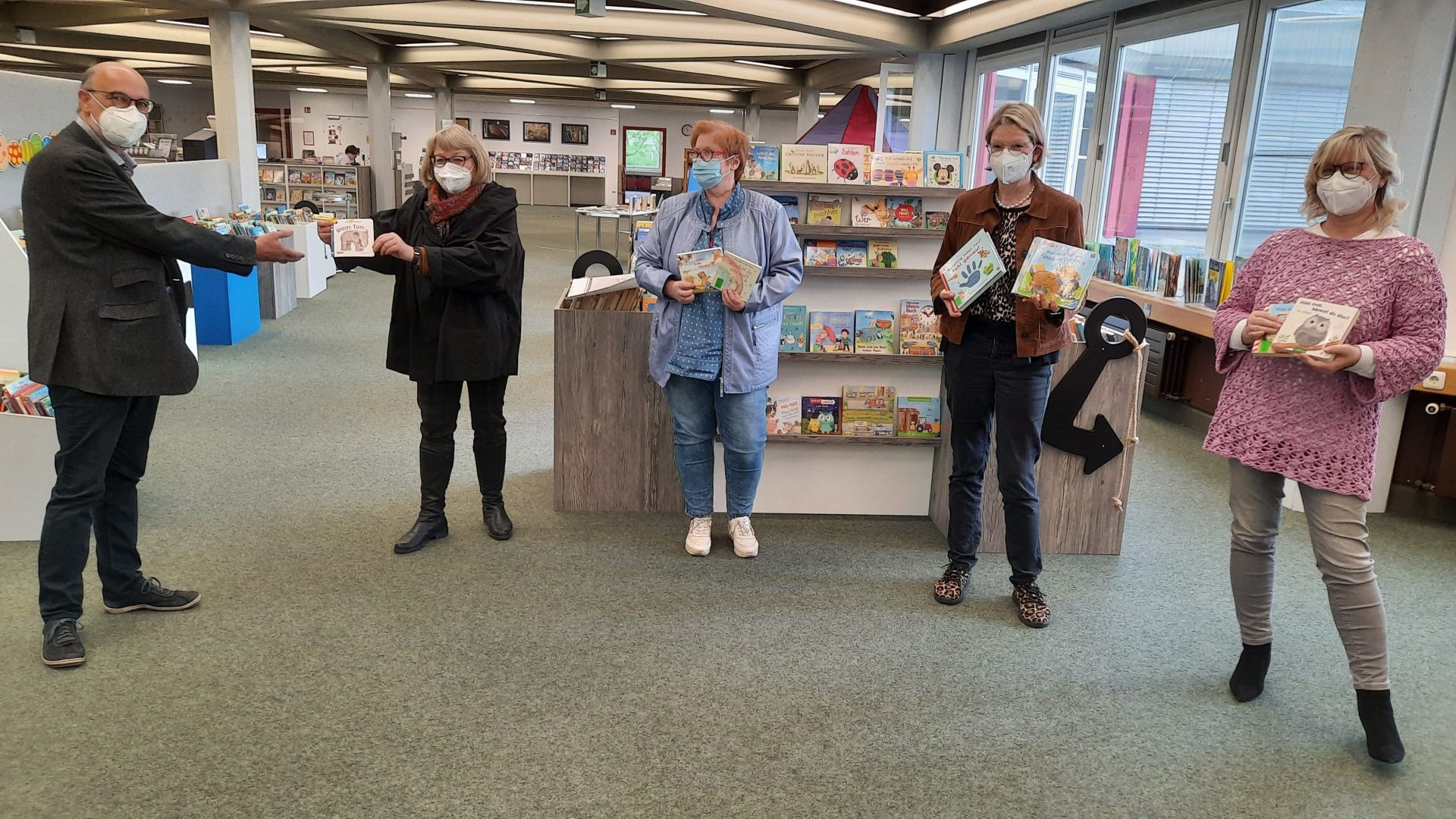 Lions-Club Dorsten-Lippe unterstützt ein neues Angebot der Stadtbibliothek