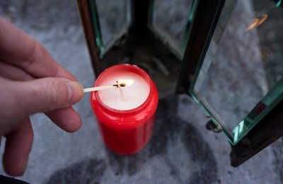 Grablicht1 center top