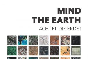 Plakat Mind the earth center top