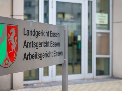 landgericht essen front 100 v ARDFotogalerie1 center top