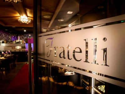 image00003 1920w center top