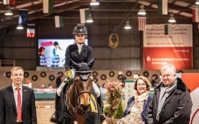 DSC07275 003 center top