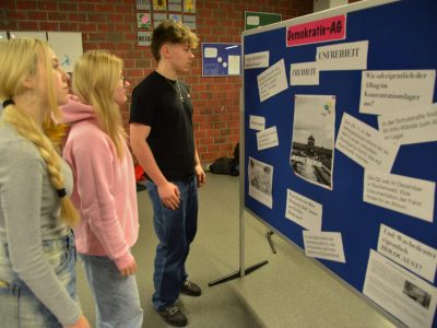 GSW Holocaust Woche center top