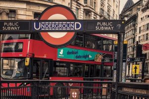 U Bahn England 002 center top