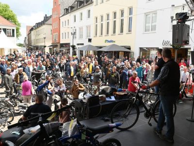 Alstadt Fundsachenversteigerung Altstadtfest Stadt Dorsten 28 05 2022 FotoBludau C center top