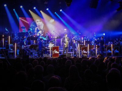 Bandfoto BigBand der Bundeswehr c Peter Zylajew center top